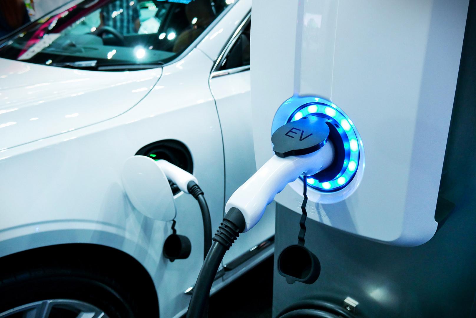 Entreprise de borne de recharge, Six-Fours-les-Plages